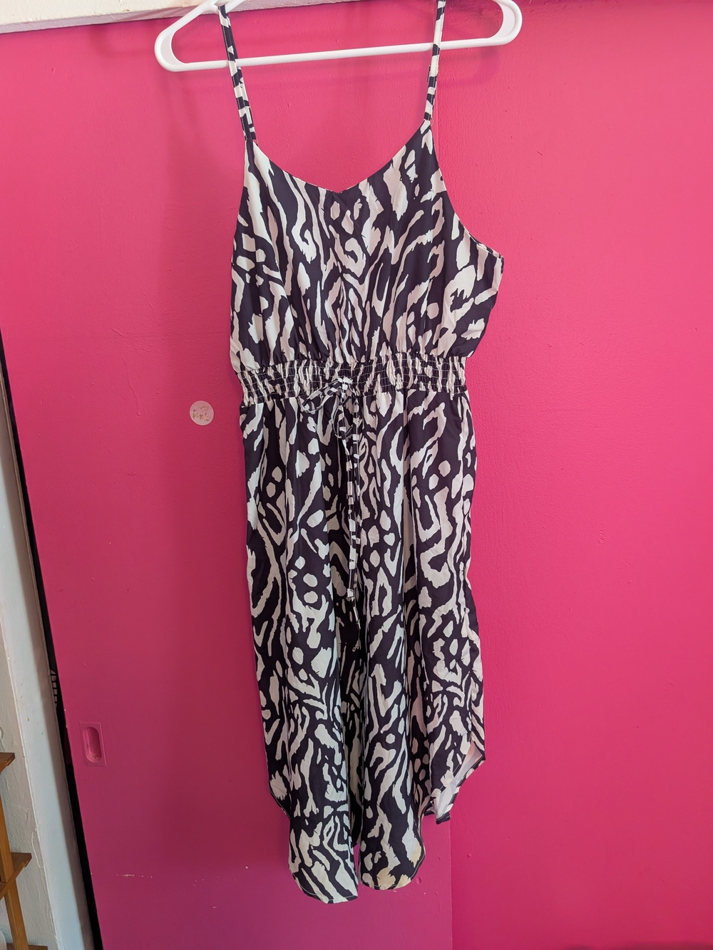 Black & White Animal Print Spaghetti-Strap Ladies Dress - Picture 1 of 4